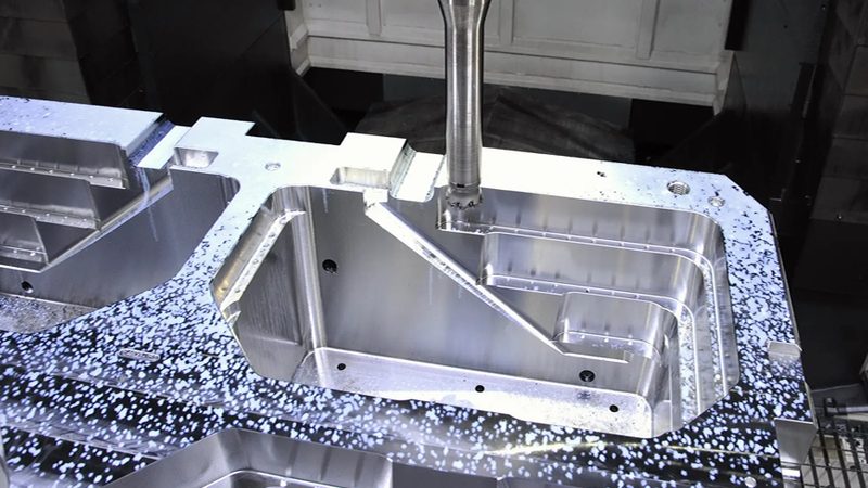 成都橡胶模具与塑料模具：本质区别与应用解析