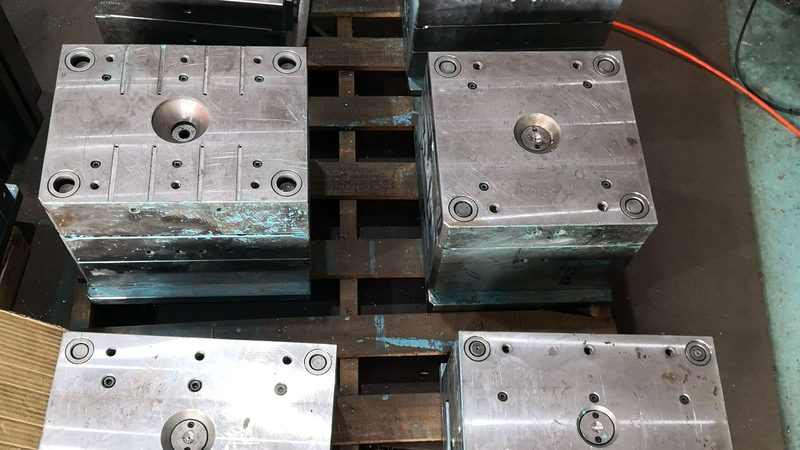 工业吸塑模具：揭秘其制造工艺与选择要点**