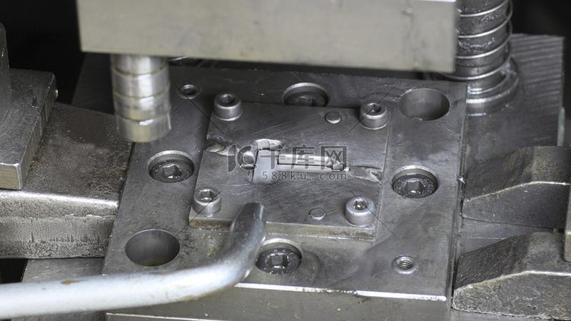 上海塑料模具加工规格参数全解析