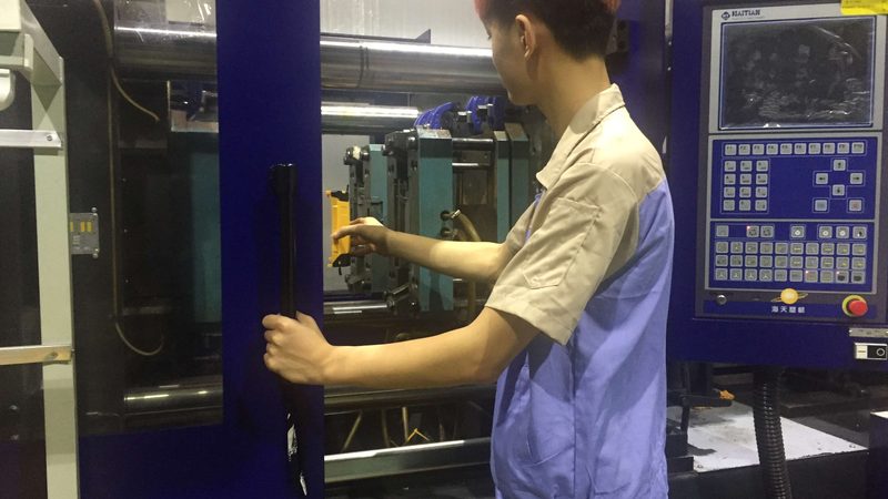 重庆汽车铸造模具加工厂：揭秘汽车模具加工的关键技术**